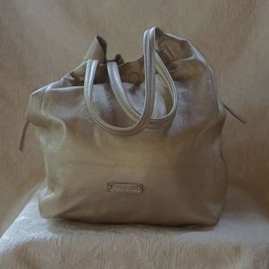 Linea Pelle tote.